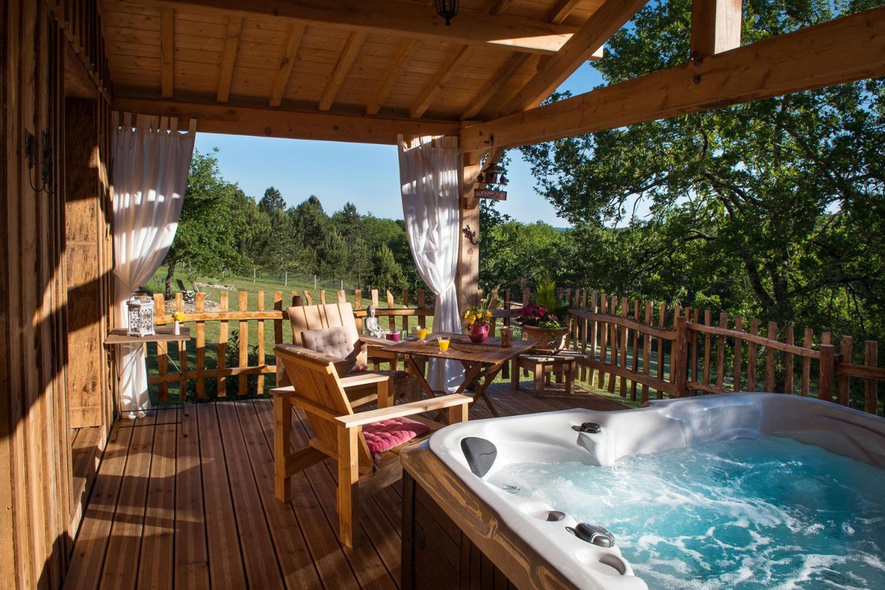 Bed and Breakfast Le Lion D'Or En Perigord Mauzac-et-Grand-Castang Екстер'єр фото