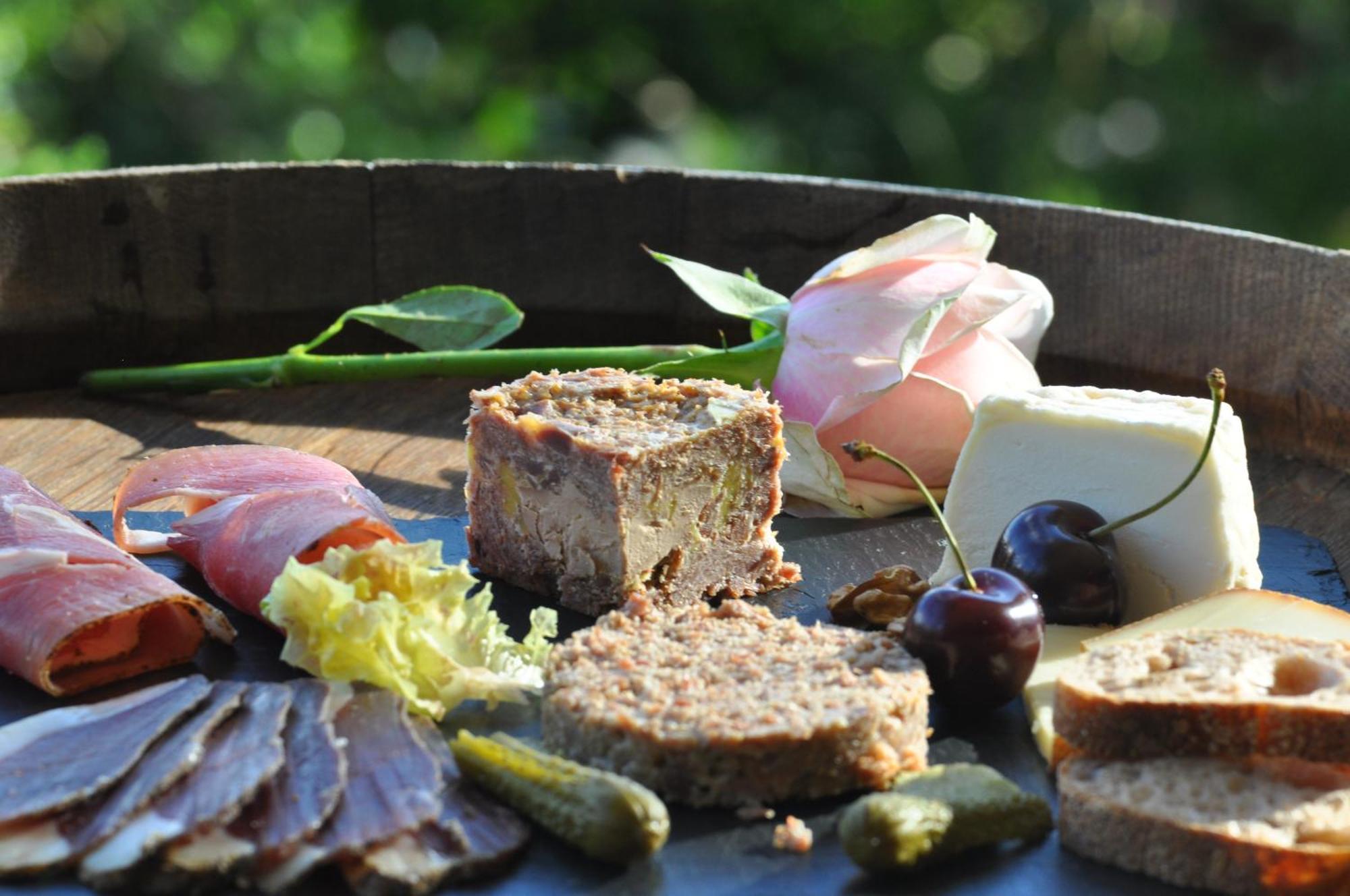Bed and Breakfast Le Lion D'Or En Perigord Mauzac-et-Grand-Castang Екстер'єр фото