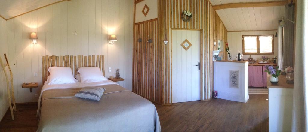 Bed and Breakfast Le Lion D'Or En Perigord Mauzac-et-Grand-Castang Екстер'єр фото
